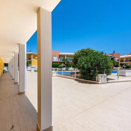 Encosta Sao Jose - V شقة